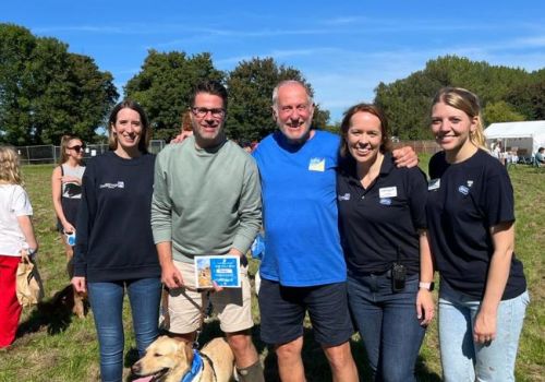 Bath Cats and Dogs Home team with Dr James Greenwood