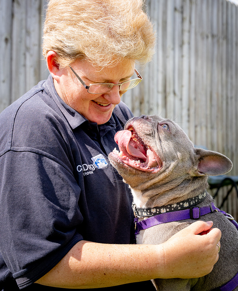 Nana and her behaviour assessor Kirsty