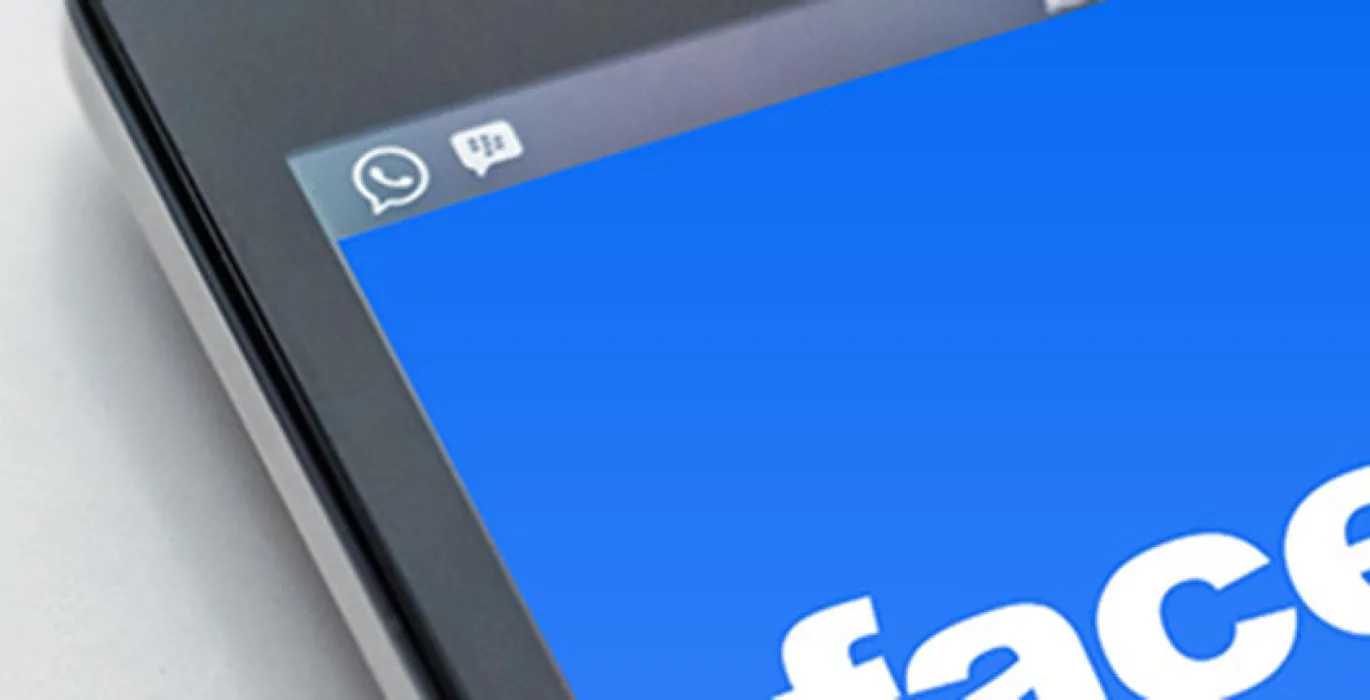 Social fundraising image
